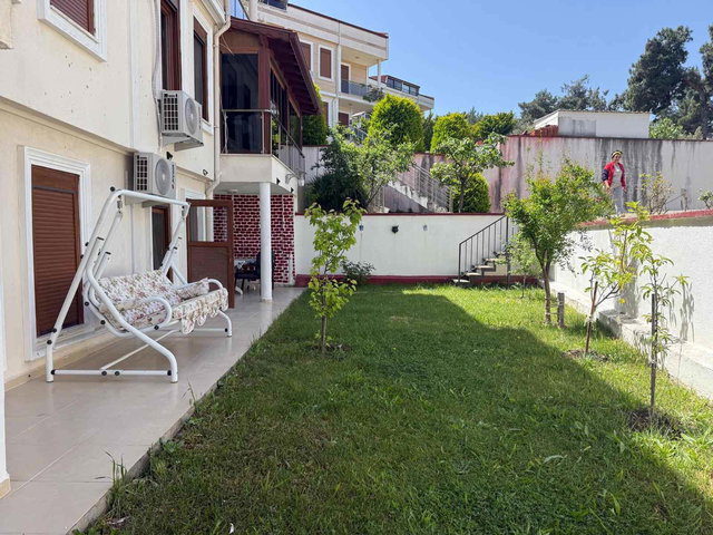 AYVALIK SAHİLKENT EŞYALI KİRALIK 1+1 BAHÇE KATI DAİRE