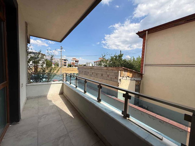 REMAX DEM'DEN KAZIMKARABEKİR MAHALLESİN'DE KİRALIK 2+1 DAİRE