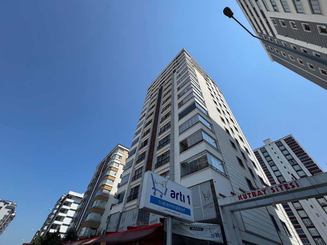 PANORAMİK DENİZ MANZARALI 14. KATTA ÖZEL YAPIM 3+1