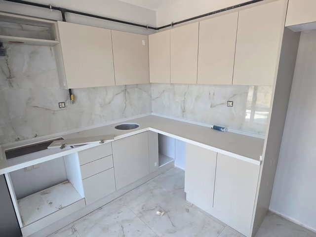 BAŞİSKELE FATİH DE SATILIK SİTE İÇİ LÜKS 2+1 ARAKAT ASANSÖRLÜ
