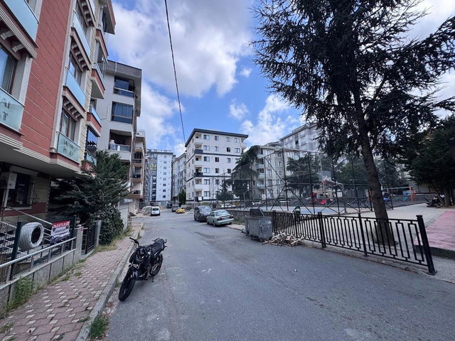 ÇEKMEKÖY TAŞDELEN CUMHURIYET MAH. KİRALIK 1+1