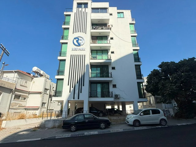 GİRNE MERKEZ'DE 2+1 SATILIK DAİRE
