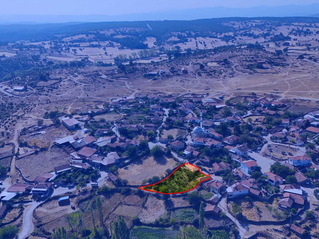 REMAX MİD 'DEN - IVRINDI SOFULAR'DA - 1023 M² - AVLULU KARGIR EV ARSA