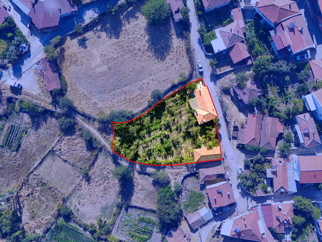 REMAX MİD 'DEN - IVRINDI SOFULAR'DA - 1023 M² - AVLULU KARGIR EV ARSA