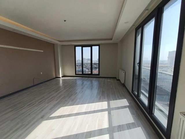 BAĞCILAR GÜNEŞLİ AKTEYMUR LİFE SİTESİNDE SATILIK DAİRE
