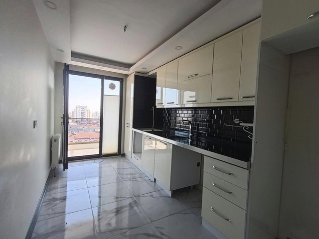BAĞCILAR GÜNEŞLİ AKTEYMUR LİFE SİTESİNDE SATILIK DAİRE