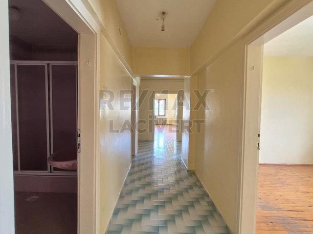 RE/MAX LACİVERT'TEN DADAŞKENT'TE  SATILIK 3+1 DAİRE