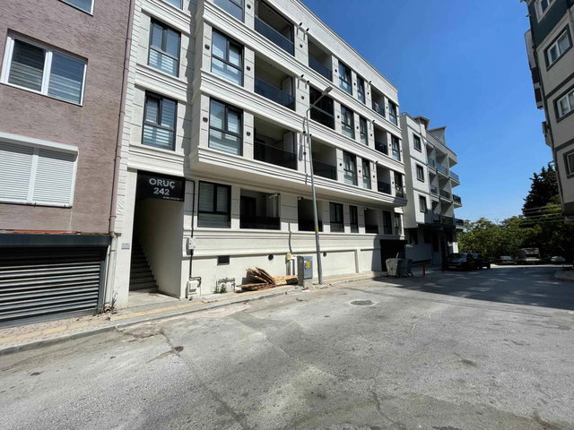 REMAX BEYAZ GÖRÜKLE DUMLUPINAR MAH. 2+1 EŞYALI KİRALIK DAİRE