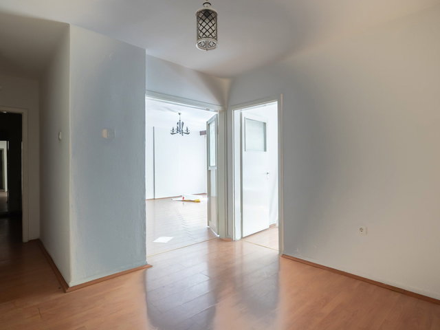 NECATIBEYDE 3+1 OFIS OLARAK KULLANIMA UYGUN CADDE ÜSTÜ 110 M KARE DAIRE