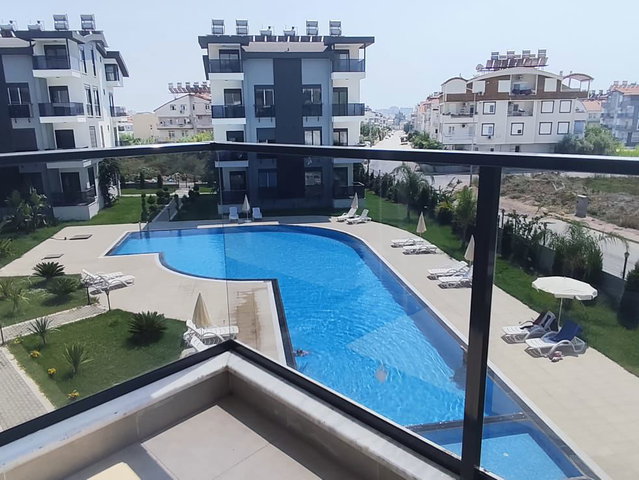 MANAVGAT ILICA’DA KISA DÖNEM KIRALAMAYA DA UYGUN SIFIR, EŞYALI 1+1  DAIRE