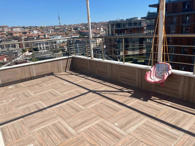 ÜSKÜDAR'IN MERKEZINDE NEVÇARŞI AVM ARKASINDA 3+1 SATILIK TERASLI
