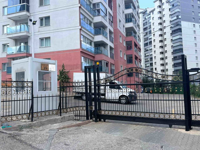 PAMUKLAR MAH ŞEHR-İ SEFA EVLERİNDE SATILIK 4+1 DAİRE