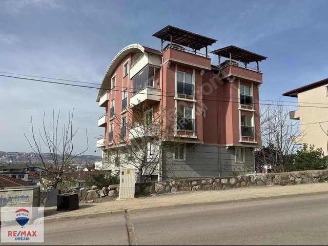REMAX 'DEN YEŞİLYURT MAH SINIRSINIZ KREDİ İLE SATILIK DAİRE