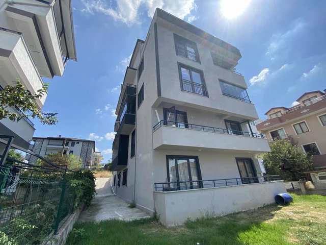 BAŞİSKELE SERDAR MAH 2+1 SATILIK DAİRE