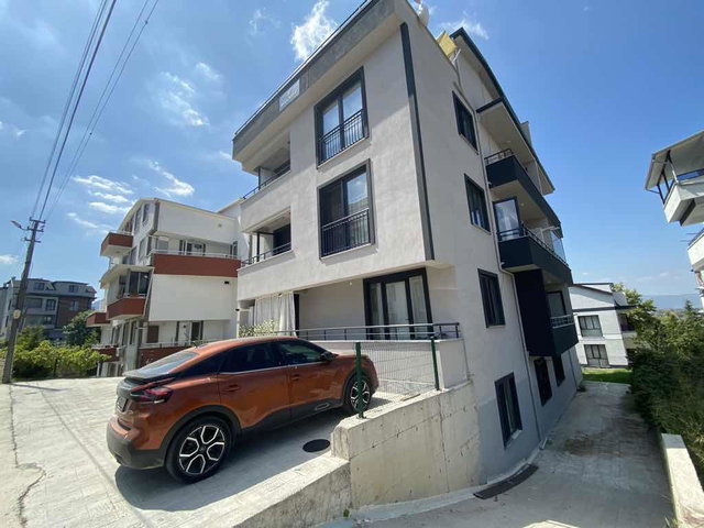 BAŞİSKELE SERDAR MAH 2+1 SATILIK DAİRE