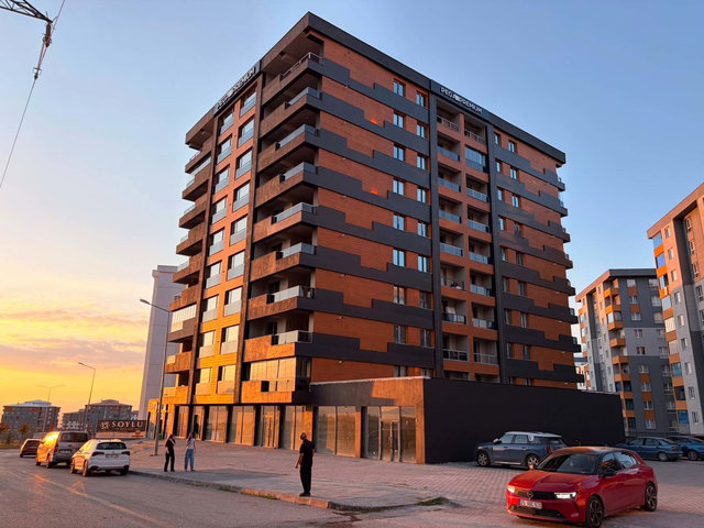 REMAX ARTIS'TEN YILDIZKENT'DE KIRALIK 4+1 DAIRE