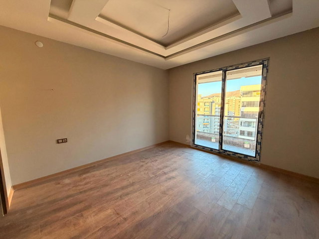 REMAX ARTIS'TEN YILDIZKENT'DE KIRALIK 4+1 DAIRE