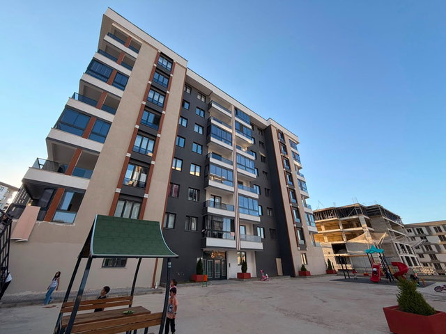 REMAX ARTIS'TEN YILDIZKENT'DE KIRALIK 4+1 DAIRE