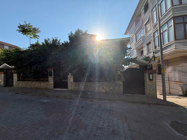 ÜSKÜDAR ÇENGELKÖY BOĞAZ MANZARALI BAHÇE DUBLEKS KİRALIK VİLLA