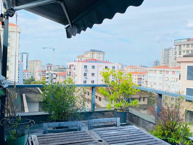 ERENKÖY'DE 8 YILLIK İSKANLI BİNADA NET 190M2 4+1 ÇATI DUBLEKSİ