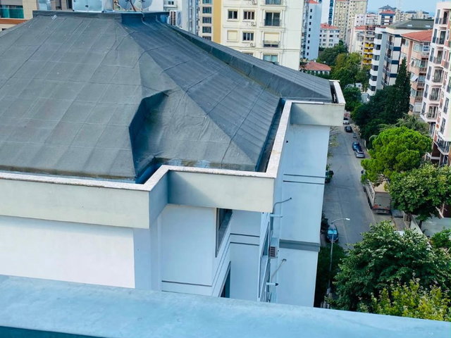 ERENKÖY'DE 8 YILLIK İSKANLI BİNADA NET 190M2 4+1 ÇATI DUBLEKSİ