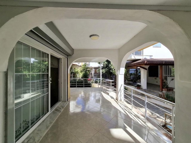 ÇAMLIK MAHALLESİNDE SİTE İÇİNDE 2 KATLI, 2+1  SATILIK VİLLA