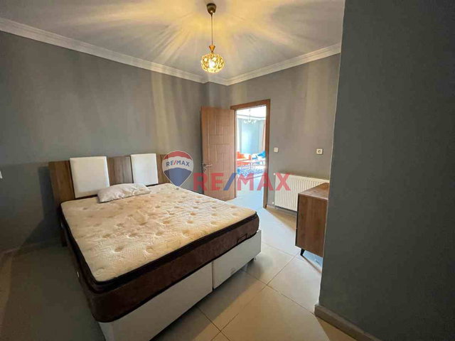 REMAX ŞEHİR ÖZDEN MH.SİTE İÇİ DENİZ MANZARALI 4+1 BAHÇE DUBLEKS