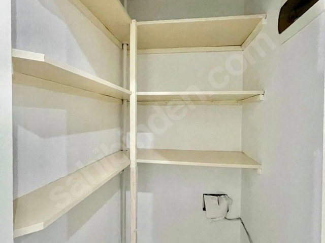 REMAX ÖZGÜR'DEN GÜNEYKENT'DE SATILIK SİTE İÇİ 4+1 DAIRE