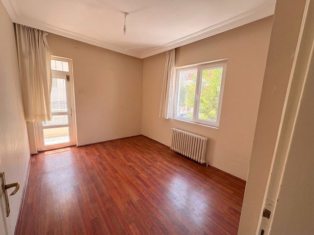 ÇANKAYA FİNİKE SOKAK’TA GENİŞ VE FERAH 3+1 SATILIK DAİRE