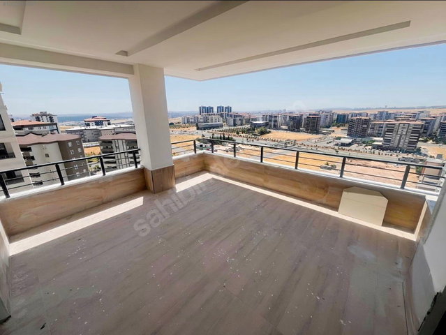 REMAX ÖZGÜR'DEN ALPARSLAN 1 DE FIRSAT 3+1 DAİRE