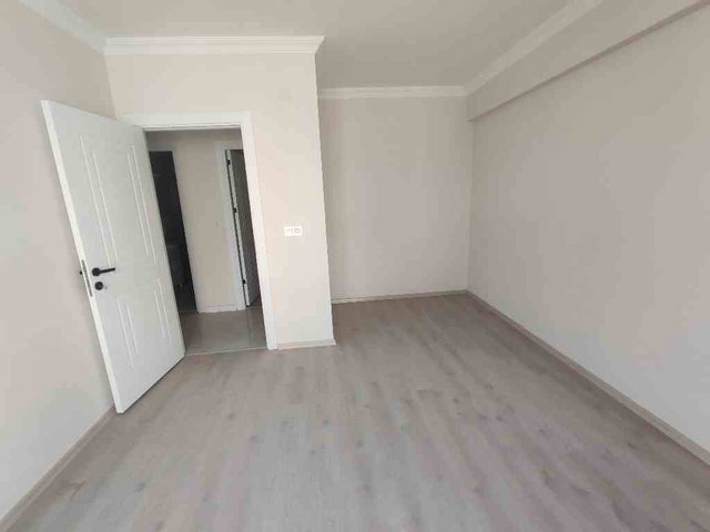 ÇAĞLAYAN METRO & ADLİYE SARAYI YANI MERKEZİ KONUMDA SIFIR 2+1 DAİRE
