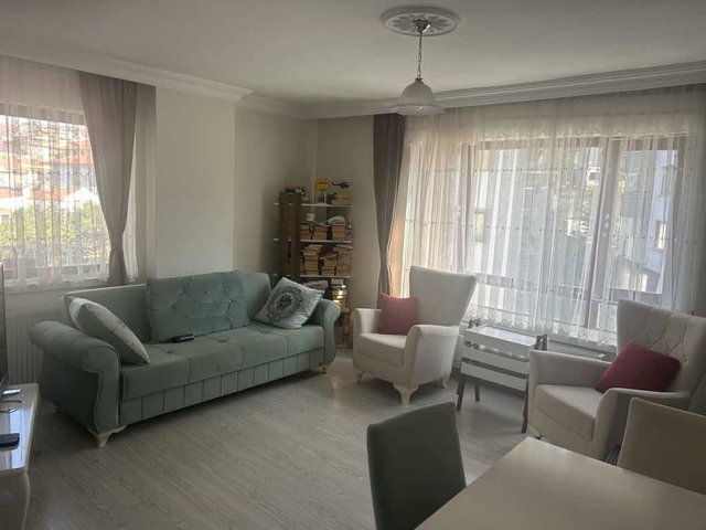 ÖVEÇLER LİZBON CADDESİ’NDE MERKEZİ KONUMDA 3+1 KİRALIK DAİRE