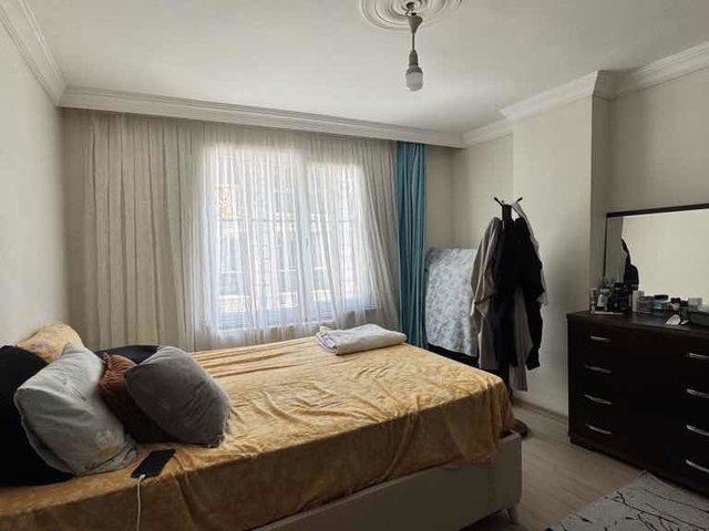 ESENYURT BALIKYOLU’NDA AİLE APARTMANINDA ÖNÜ FULL AÇIK 2+1 BALKONLU FIRSAT DAİRE