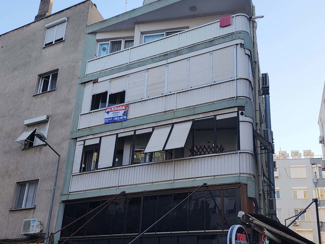 BOSTANLI’DA KİRALIK 3+1 | 120 M² BRÜT | BALKONLU | DOĞALGAZ KOMBİLİ | KÖŞE KONUMLU