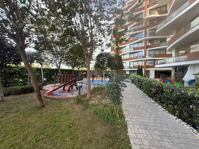 YUKARI GIRNE'DE HAVUZLU SITE İÇINDE SATILIK 1+1 DAIRE