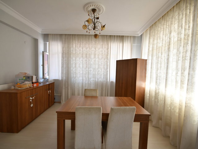 KAVAKLI MAH.MERKEZDE GENİŞ KULLANIŞLI 4+1 SATILIK DUBLEKS DAİRE