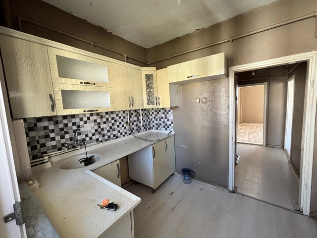 REMAX ARTIS'DEN YENIŞEHIR'DE KIRALIK 3+1 DAIRE