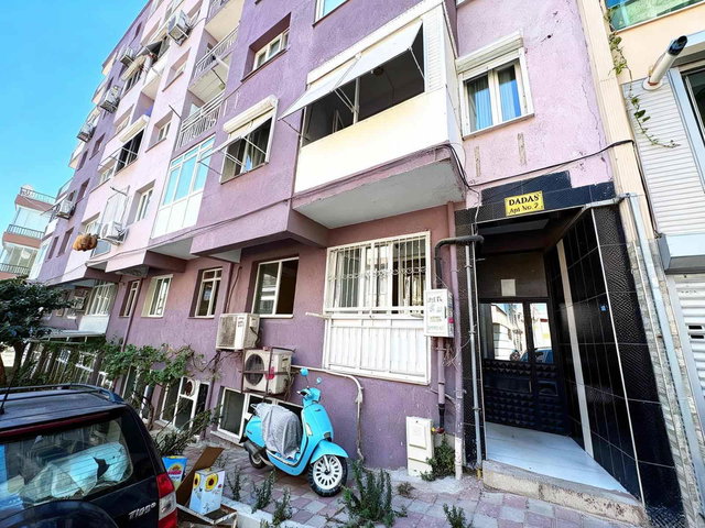 YEŞİLYURT MERKEZDE DEPOLU, OTURUMA HAZIR 2+1 DAİRE
