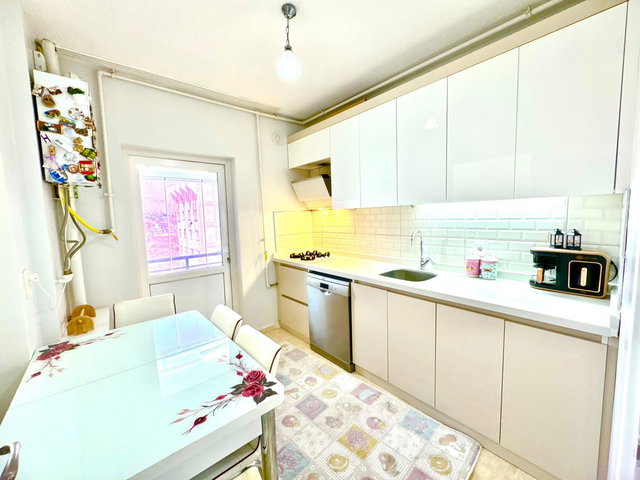 TOKİ TURKUAZDA İÇİ YAPILI 2+1 ÖNÜ AÇIK SATILIK DAİRE