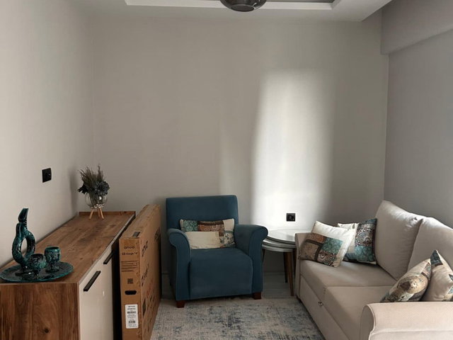 REMAX ARTIS'DEN KOMBINA'DA EŞYALI KIRALIK 1+1 SIFIR DAIRE