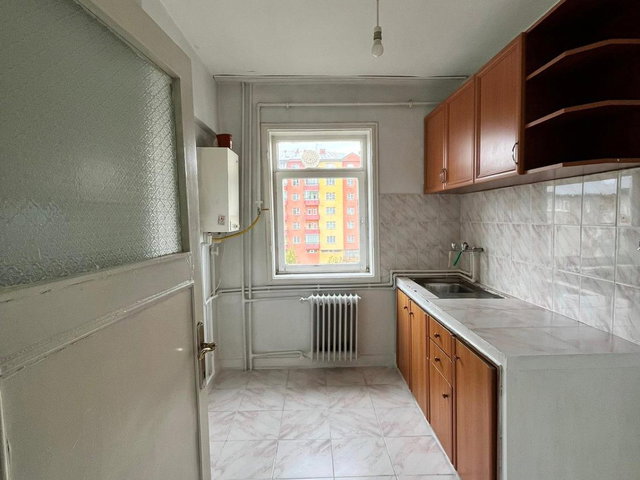 REMAX İLKE'DEN YENİŞEHİR'DE 3+1 KİRALIK ARA KAT DAİRE