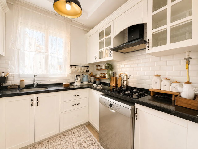 REMAX PALM'DEN MUSTAFA KEMAL DE SİTE İÇİ SATILIK 3+1 DAİRE