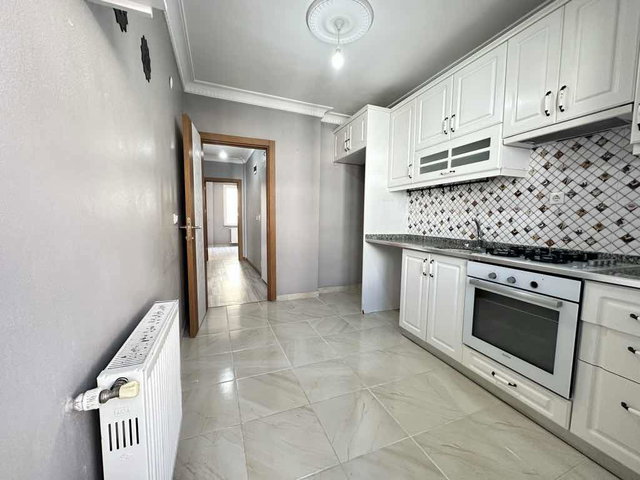 MERKEZİ KONUMDA KİRALIK 2+1 ARAKAT DAİRE