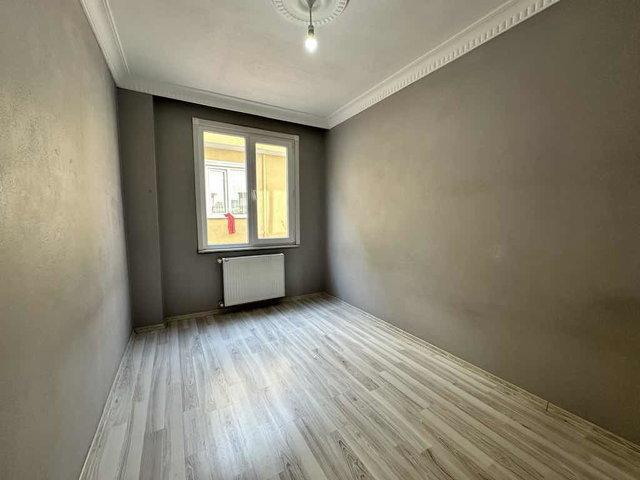 MERKEZİ KONUMDA KİRALIK 2+1 ARAKAT DAİRE