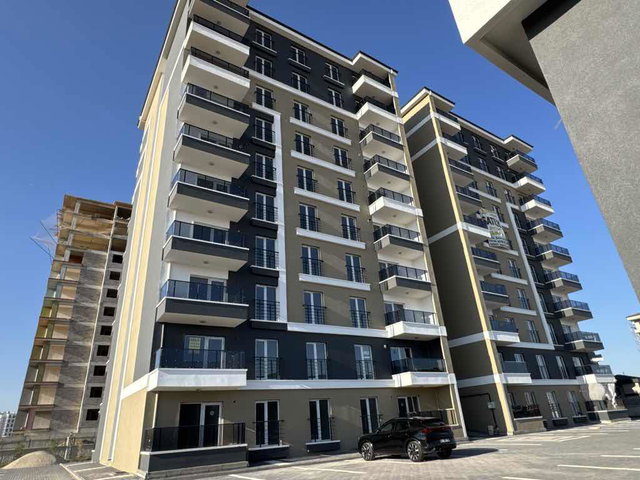 ESENBOĞADA ÜNİ YAKINI İSKANLI SIFIR 1+1 SATILIK DAİRE