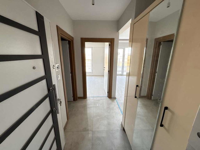 ESENBOĞADA ÜNİ YAKINI İSKANLI SIFIR 1+1 SATILIK DAİRE