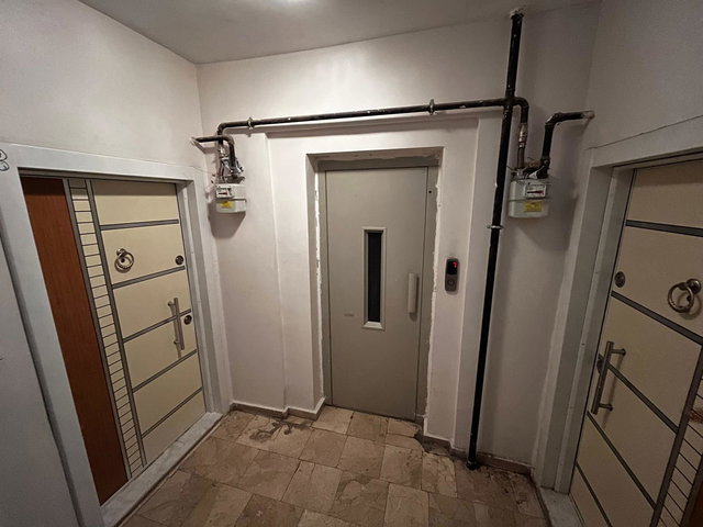 REMAX İLKE'DEN ŞEHİR MERKEZİ'NDE 2+1 EŞYALI KİRALIK DAİRE