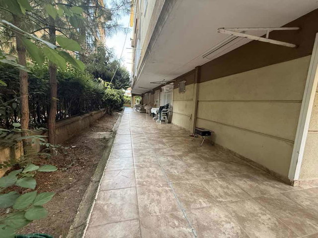 YEŞİLKÖY'DE  BAHÇE KATI FERAH SATILIK