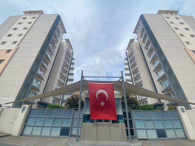 ÜMRANİYE ŞERİFALİ TWINS SİTESİ SATILIK GENİŞ VE FERAH 3+1 DAİRE