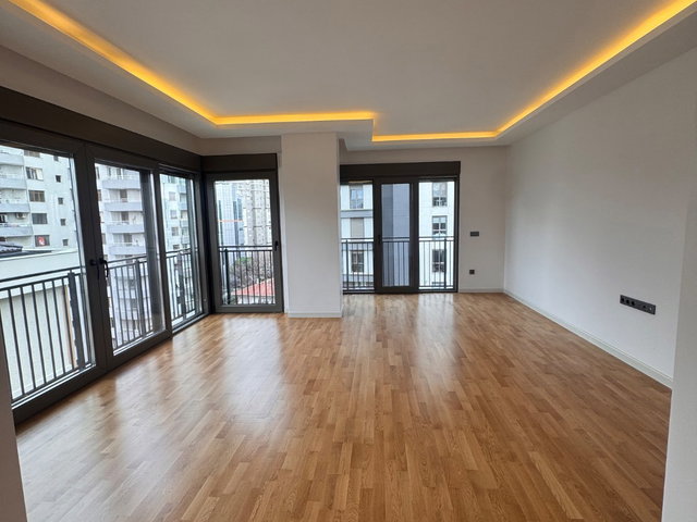 CADDEBOSTAN PLAJ YOLU SOKAK'TA DENIZ MANZARALI 3+2 AKILLI EV SISTEMLI SATILIK DUBLEKS DAIRE